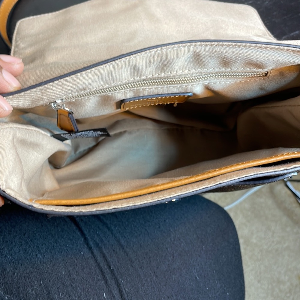 $30 - Picture 4 of 6